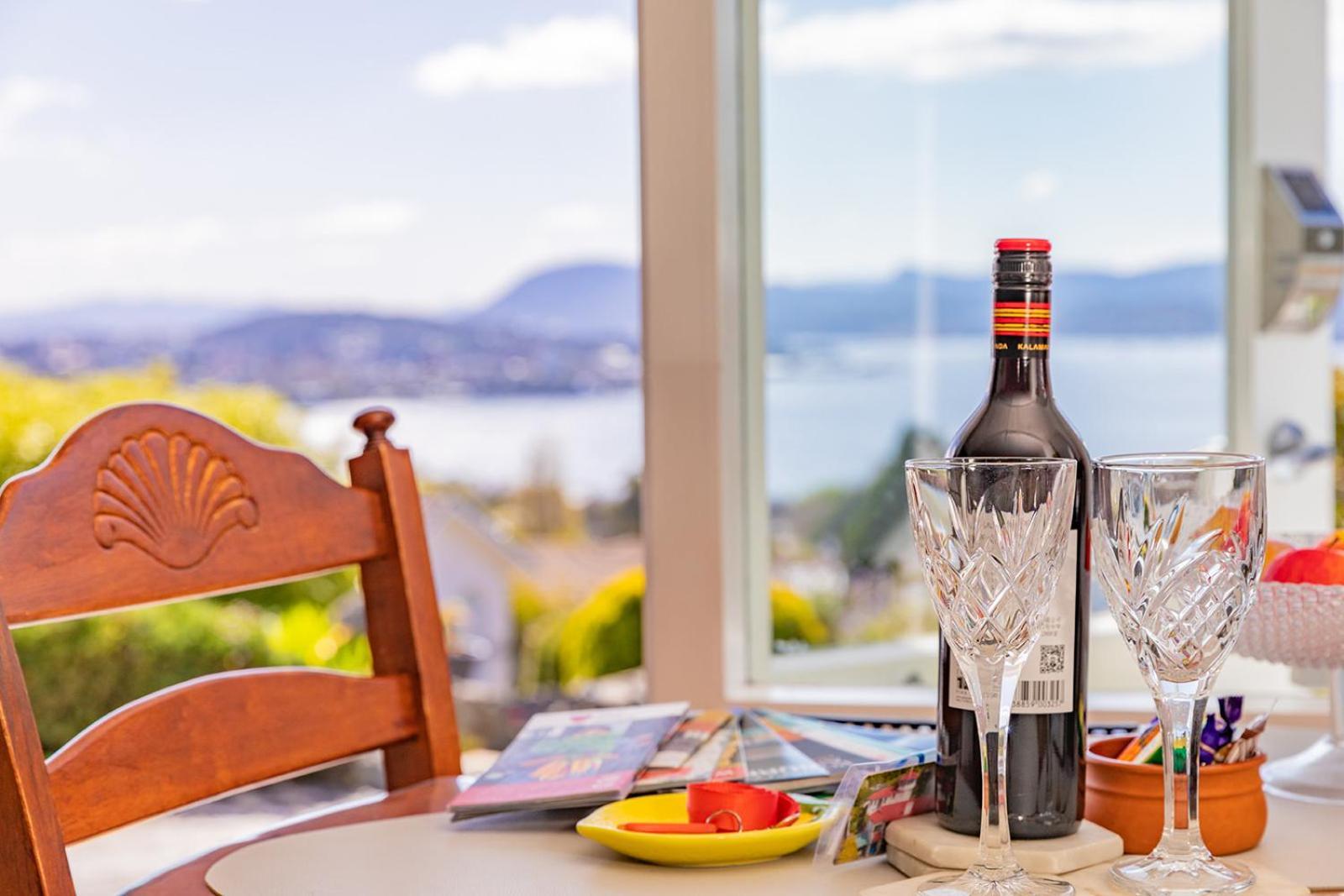 Million Dollar Views Lägenhet Hobart Exteriör bild