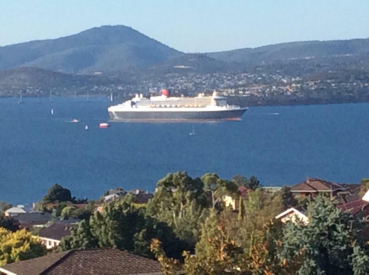 Million Dollar Views Lägenhet Hobart Exteriör bild